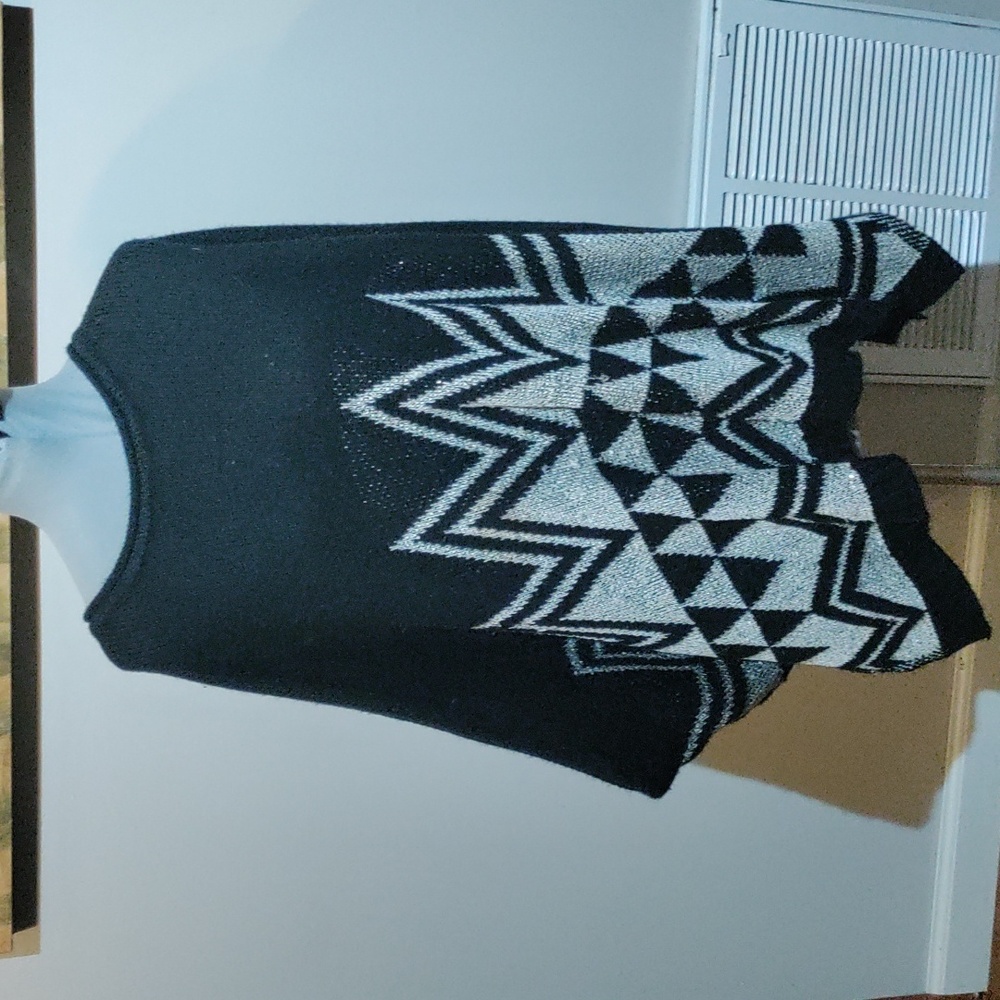Another Story NYC sweater size small PM5